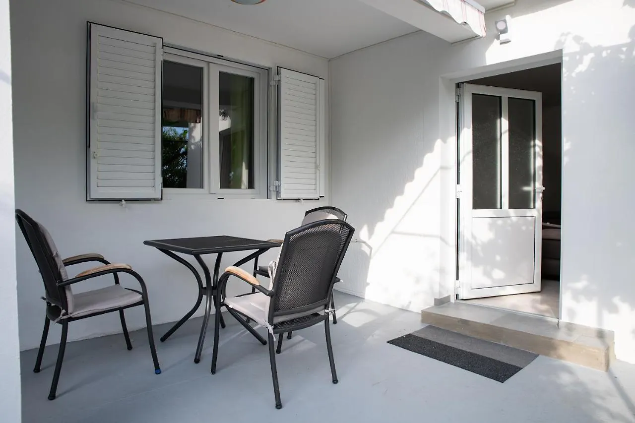 Apartmani Vrtodusic Банёл Хорватия