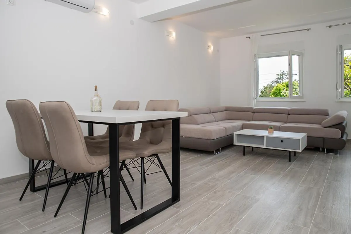 Апартаменты Apartmani Vrtodusic Банёл